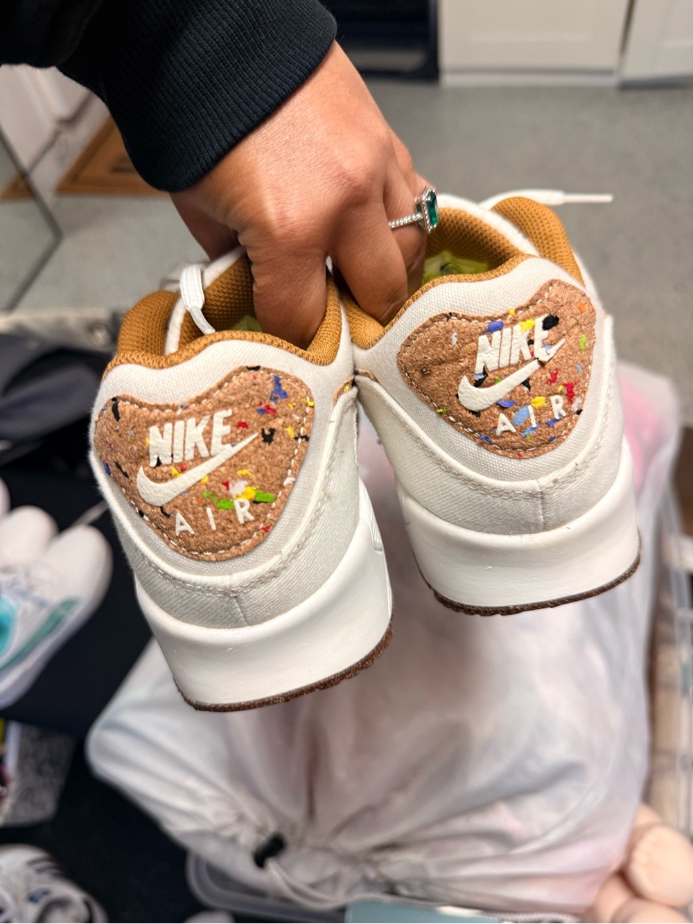 Nike AirMax Cream & Tan Athletic Sneakers - Cork Limited Edition - Picture 4 of 5